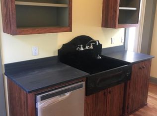 164 Coyle St #B, Portland, ME 04103