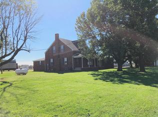 6714 Billhartz Rd, New Baden, IL 62265