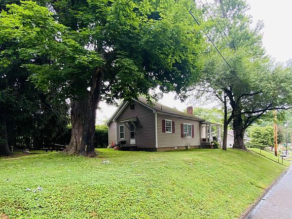 2nd image of 106 Julian Ave