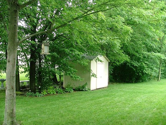 3rd image of 2241 Stargrass Ave