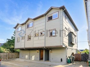 6520 34th Ave SW UNIT B, Seattle, WA 98126