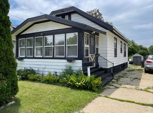 842 Genesee St, Waukesha, WI 53186