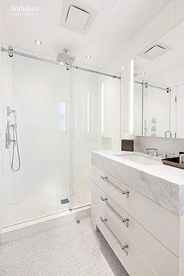 Sold by Sotheby's International Realty | media 26