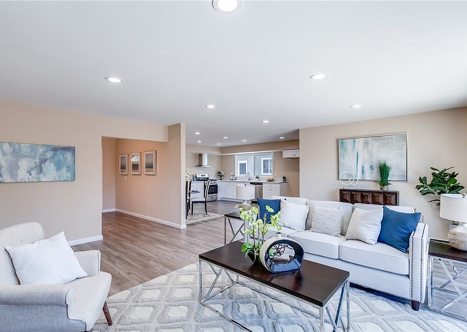 1st image of 685 Tangier Pl