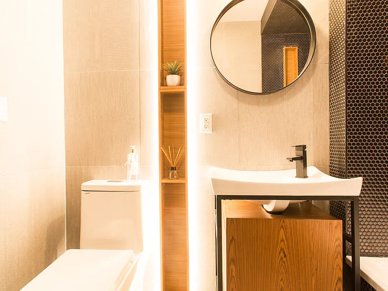 832 Lexington Ave #4G — Photo 17