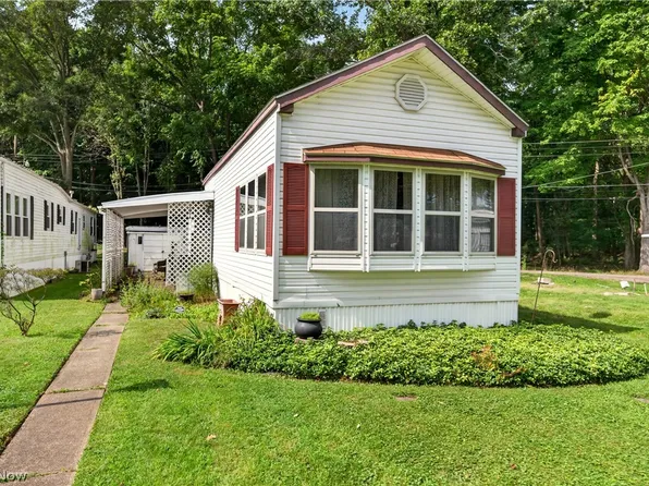 1219 Pasadena Blvd NW, North Canton, OH 44720
