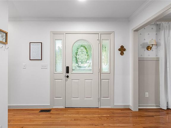 4th image of 7187 Johns Point Ct
