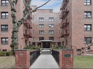 61 White Oak Street #3A, New Rochelle, NY 10801