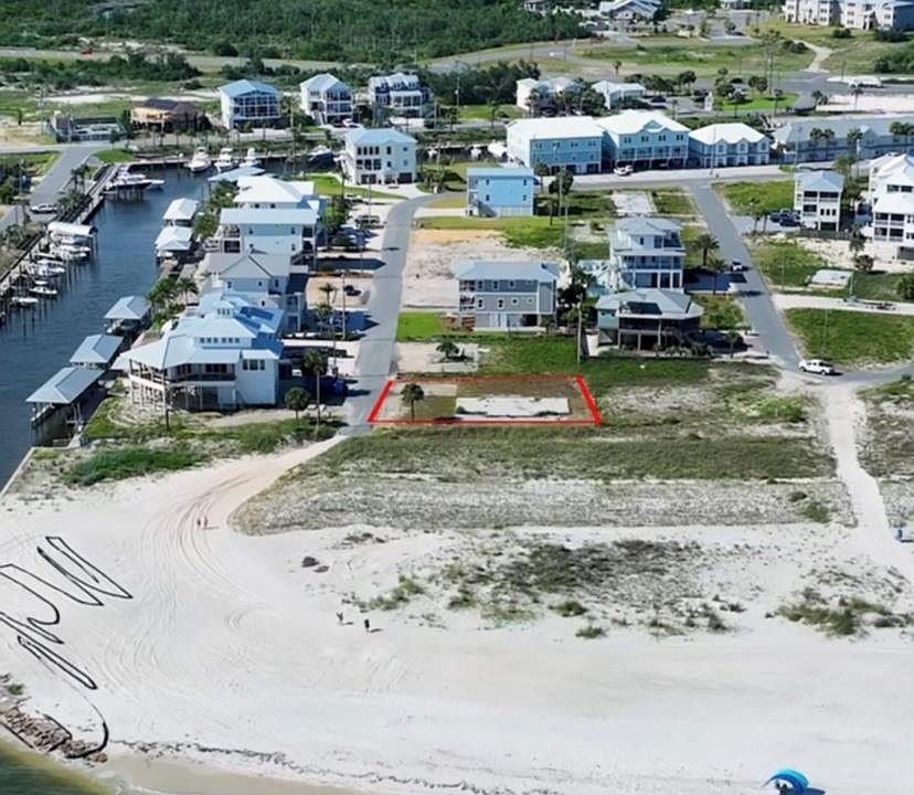 1st image of 133 Miramar Dr