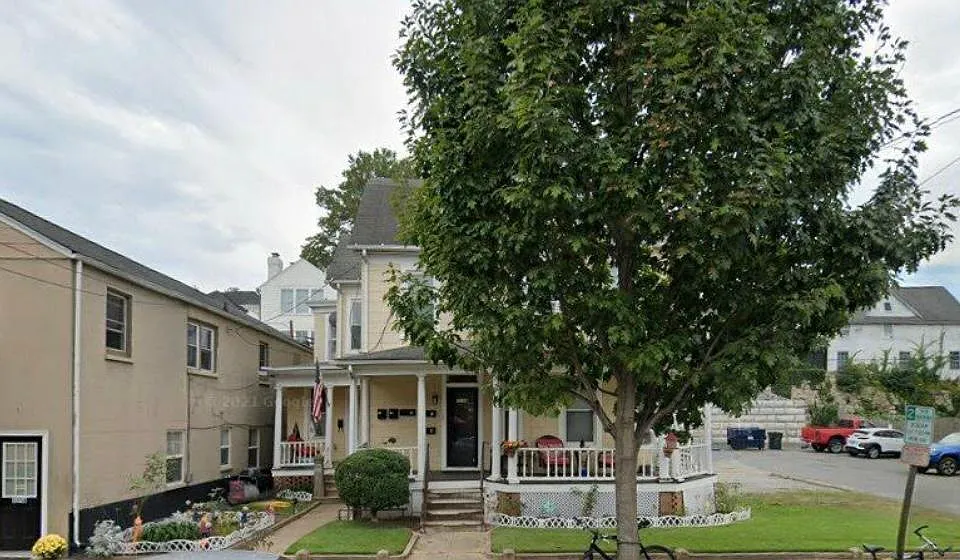 1118 Caroline St #1A