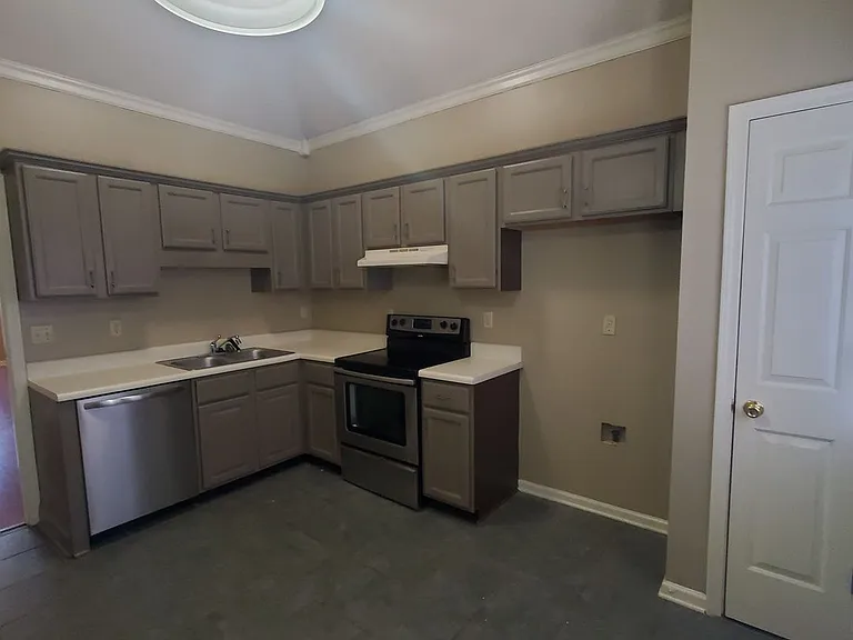 762 Silver Sands Dr — Photo 6