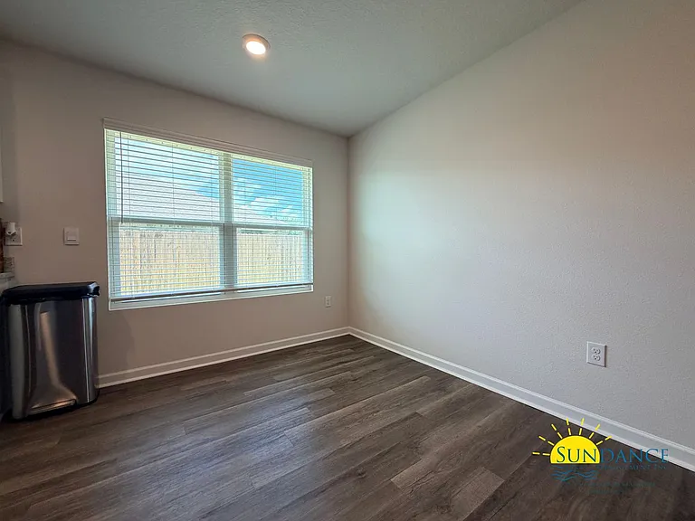 5578 Silverbell Dr — Photo 9