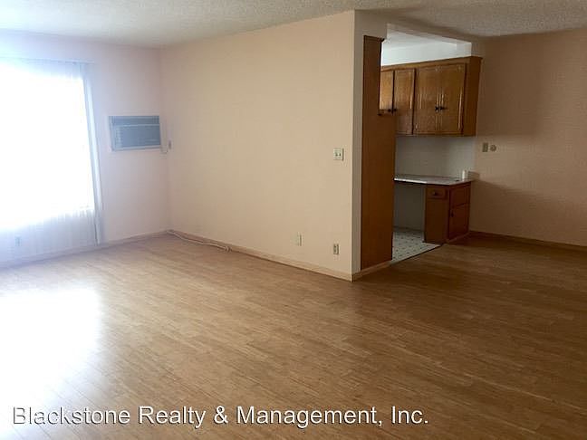 1st image of 1135 N Ogden Dr APT 08