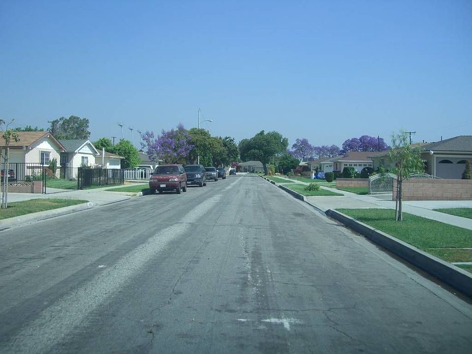 2nd image of 16331 Gard Ave