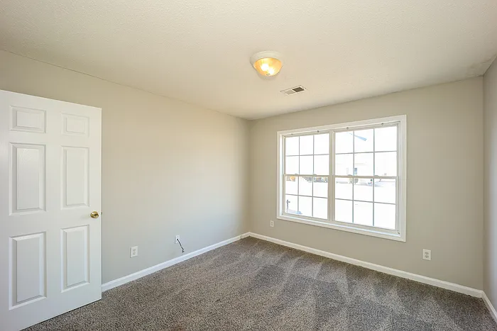6055 Yellowood Ct — Photo 14