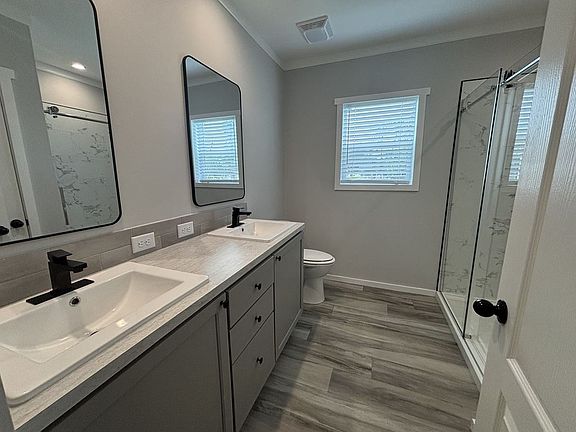 3rd image of 19144 Meadowbrook Ct #45N
