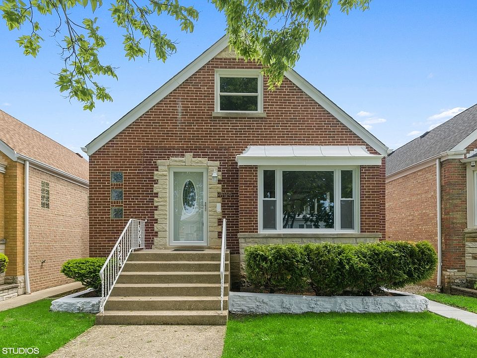 1st image of 4819 N McVicker Ave