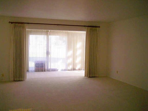 5th image of 10801 N FAIRWAY Court #EAST