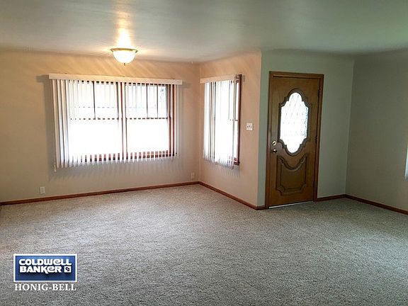 2nd image of 417 Oakdale Ave
