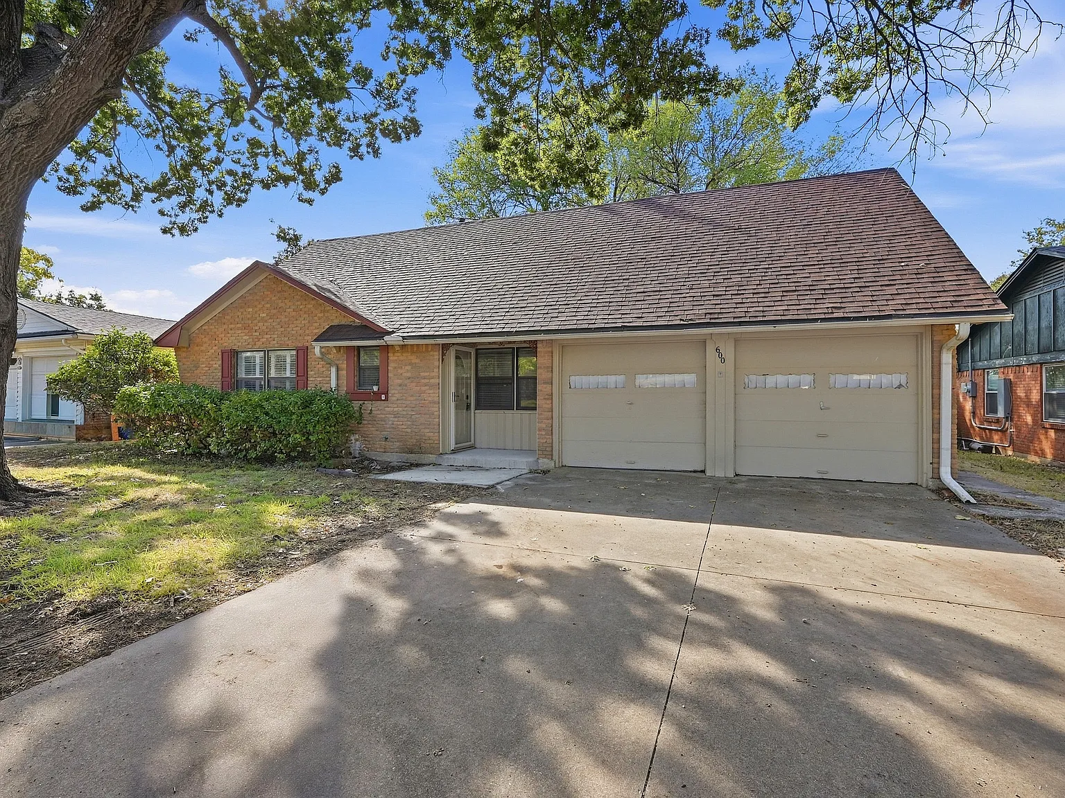 4 bed, 1676 sqft, $1,800 — Photo 2