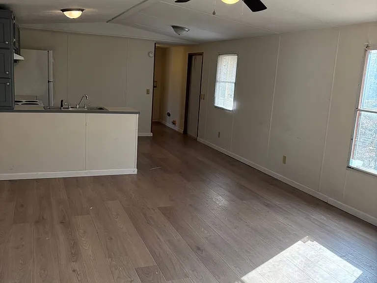 6187 Rosalind Rd — Photo 9