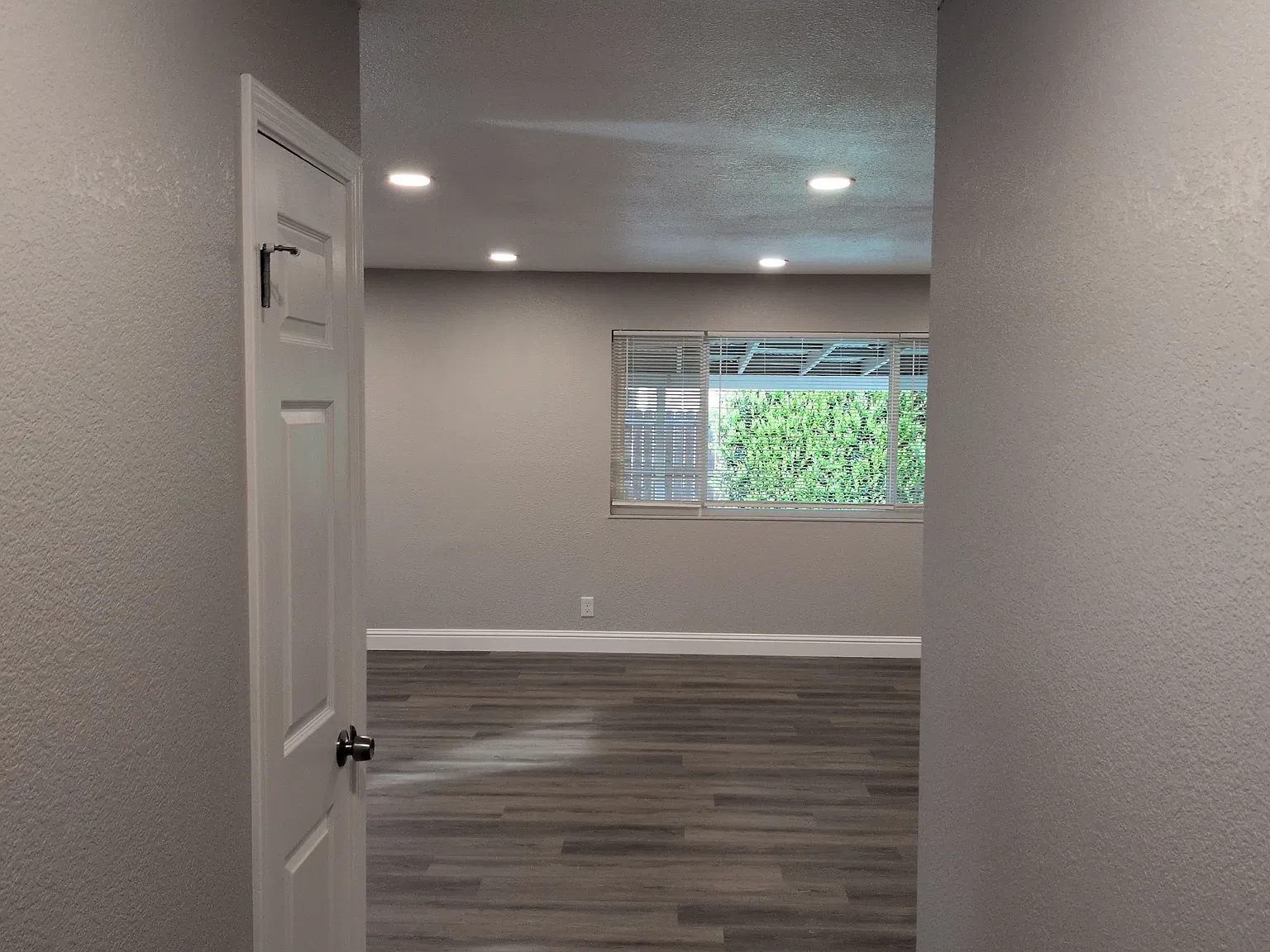3 bed, 1204 sqft, $2,850 — Photo 3