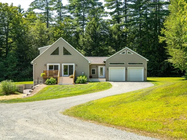 101 East St, Chesterfield, MA 01012