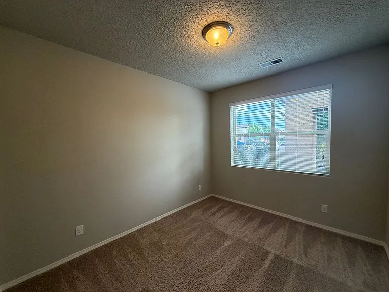 7005 Silver Moon Rd NW — Photo 5