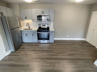 21 N Dryden Pl APT 3E, Arlington Heights, IL 60004