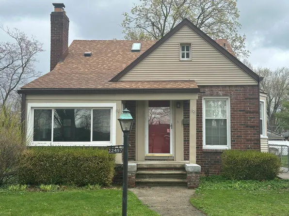 22497 Alexander St, Saint Clair Shores, MI 48081