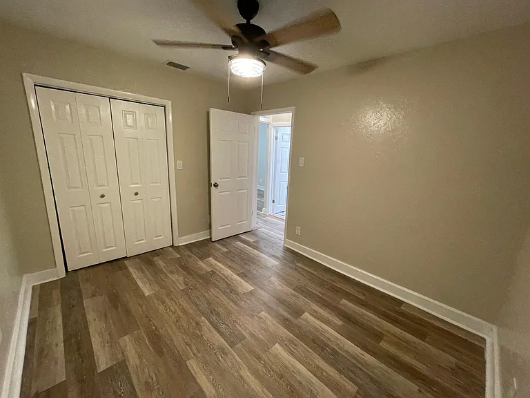 1380 Tioga Ave — Photo 12