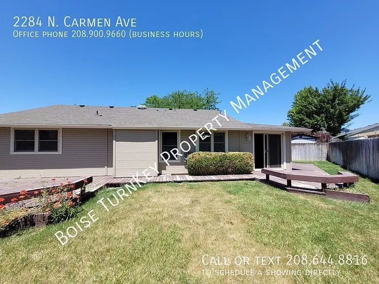 2284 N Carmen Ave — Photo 1