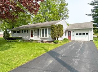 50 Arbor Dr, New Hartford, NY 13413