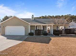 314 Top Knot Rd, Hubert, NC 28539