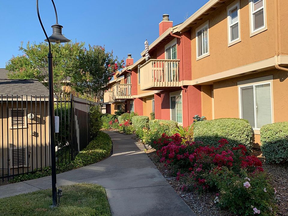 1st image of 3543 Squirecreek Cir