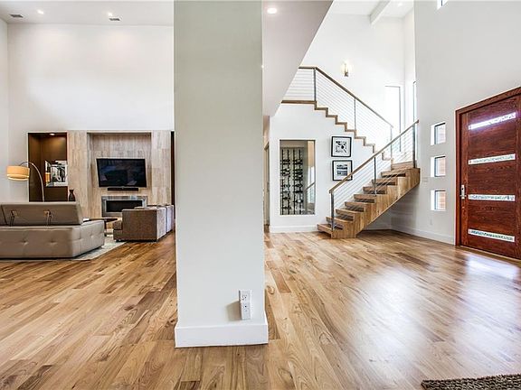 4th image of 4915 Nashwood Ln