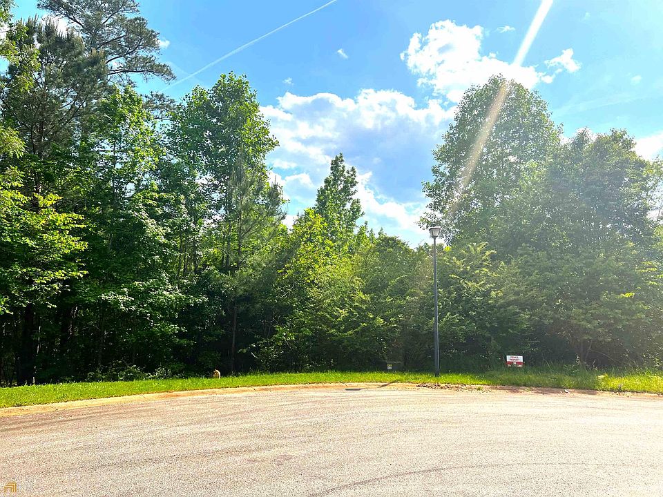 1st image of 81 Richmond Dr