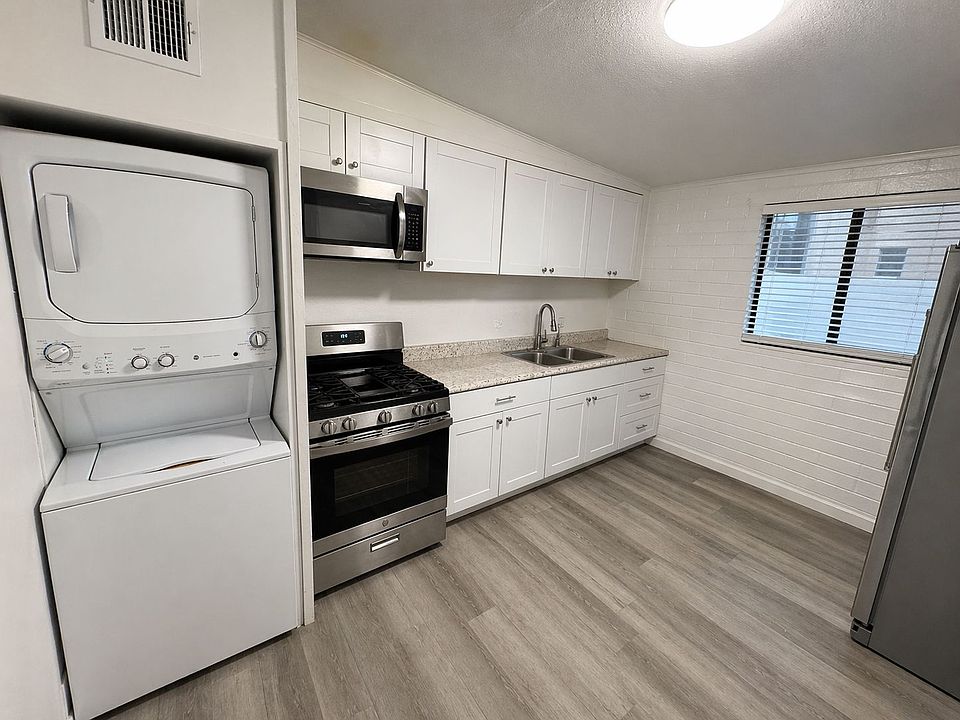 1st image of 5747 S 34th Pl #3