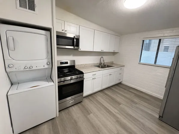 5747 S 34th Pl #3, Phoenix, AZ 85040