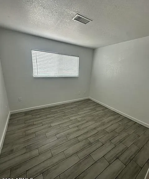 5318 W Turney Ave #3 — Photo 7