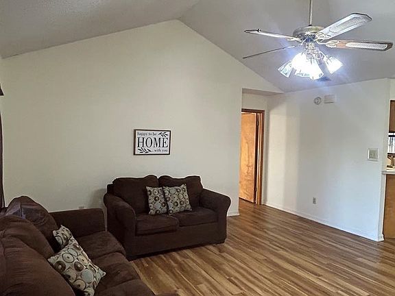 5th image of 137 N Vista Del Sol Dr