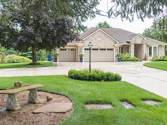 2nd image of 299 Minges Hills Dr