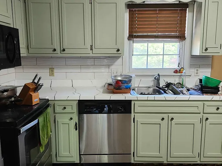 1944 Goldsmith Ln #3 — Photo 4