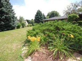 3705 Tilche Ln, Crystal Lake, IL 60014