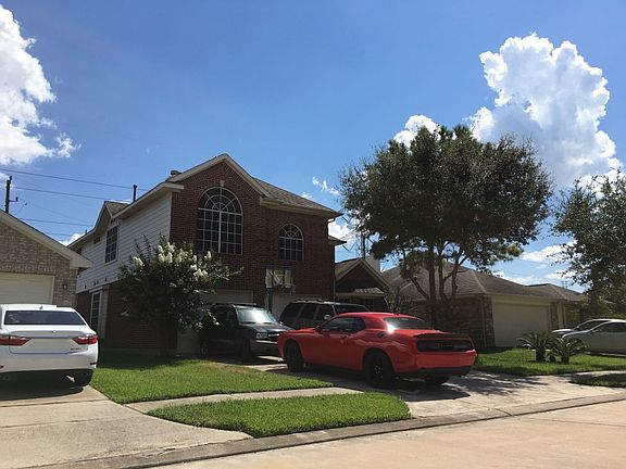 3rd image of 16631 Shorewood Lakes Dr