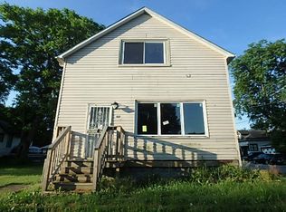 437 E 144th St, Dolton, IL 60419