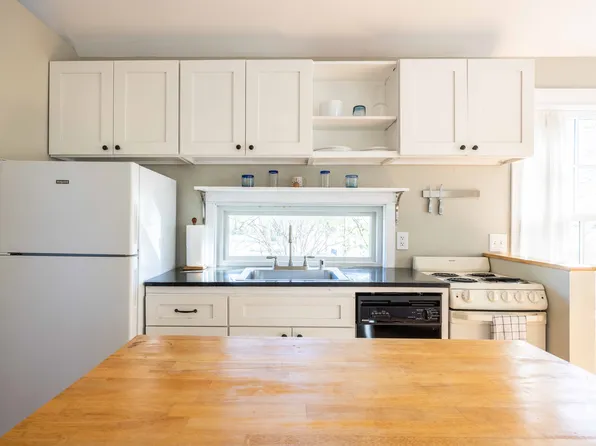 1205 Harvey St #B, Austin, TX 78702