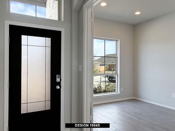 4th image of 13701 Arbor Hill Cv