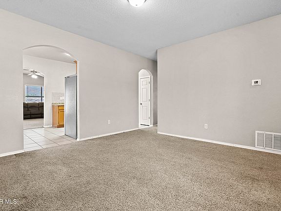3rd image of 11557 Merejildo Madrid St