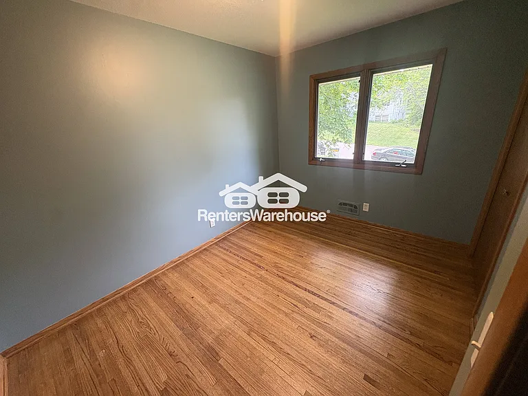 3500 Yukon Ave N — Photo 10
